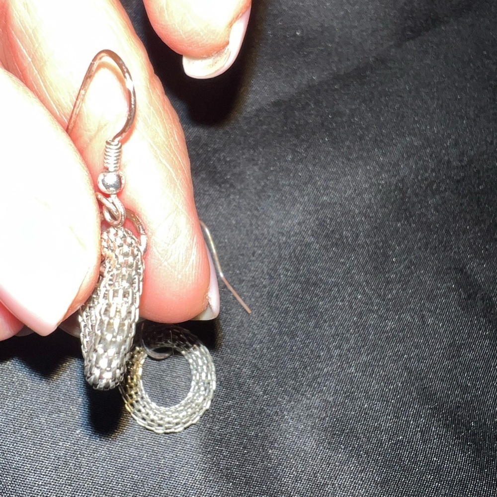 Woven silver hoop drop earrings - Picture 4 of 4